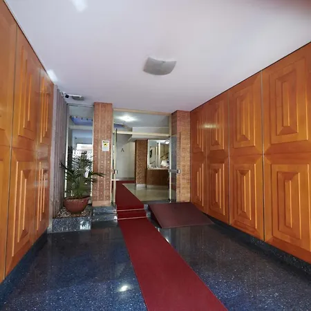 Vatican Luxury - Parking In Private Garage - Meospiti Luxury Rome